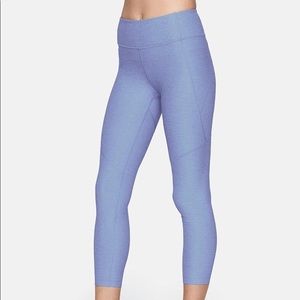 Outdoor Voices 3/4 length warmup leggings - lilac